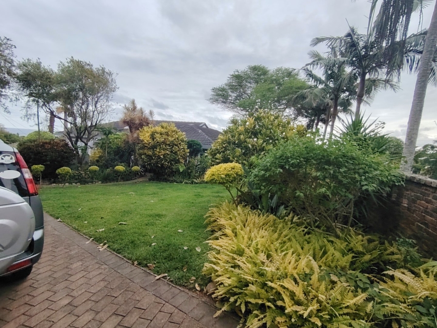 6 Bedroom Property for Sale in Margate KwaZulu-Natal