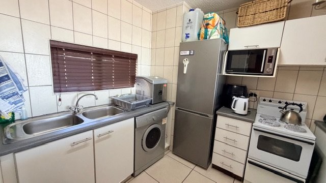 2 Bedroom Property for Sale in Uvongo KwaZulu-Natal