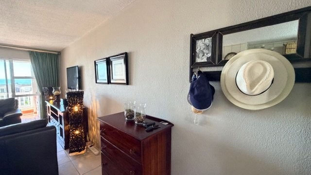 2 Bedroom Property for Sale in Uvongo KwaZulu-Natal