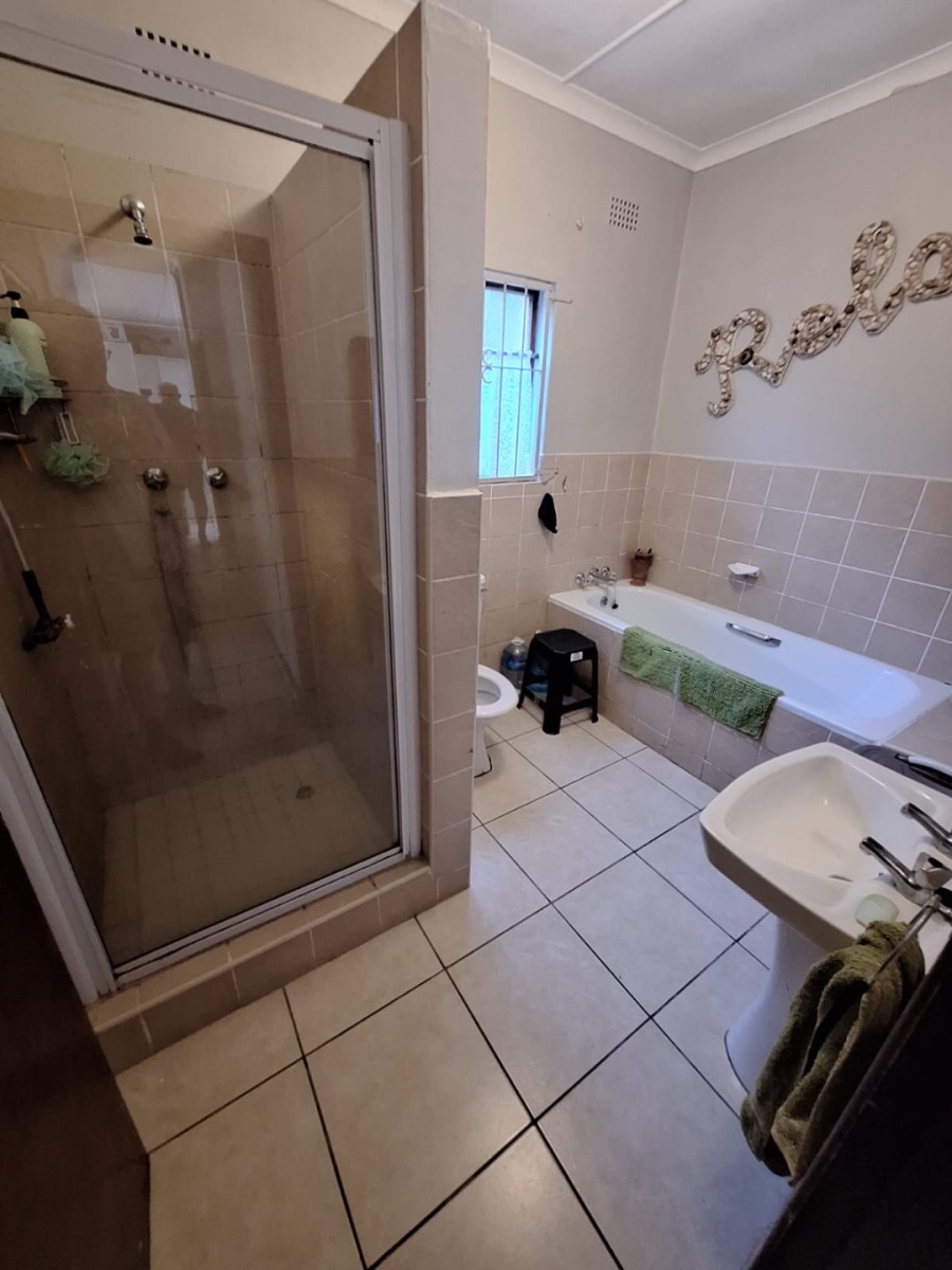 3 Bedroom Property for Sale in Shelly Beach KwaZulu-Natal