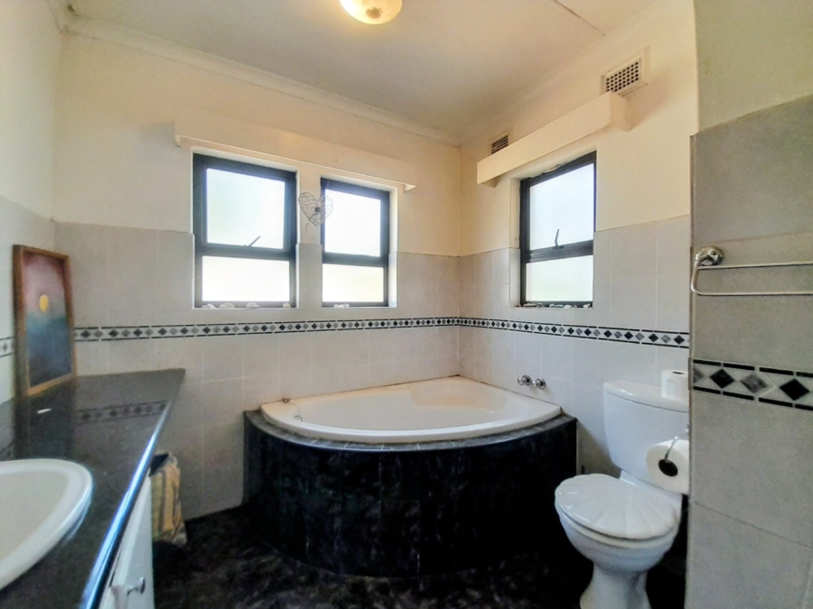 4 Bedroom Property for Sale in Westville KwaZulu-Natal