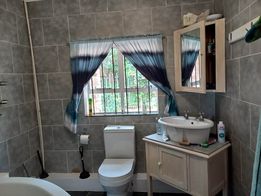 2 Bedroom Property for Sale in Southport KwaZulu-Natal