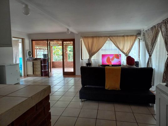2 Bedroom Property for Sale in Southport KwaZulu-Natal