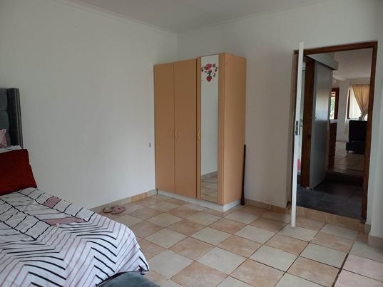 2 Bedroom Property for Sale in Southport KwaZulu-Natal