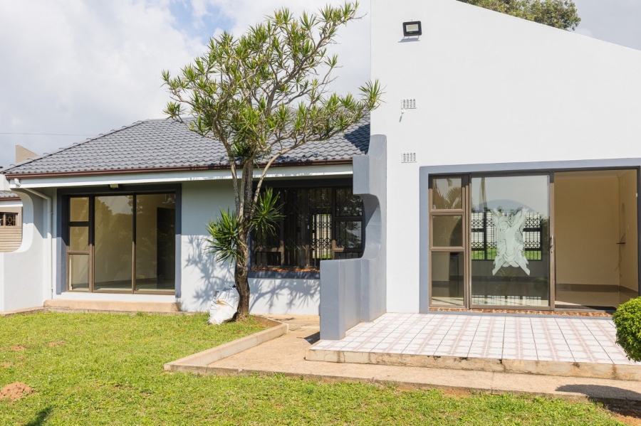 4 Bedroom Property for Sale in Oslo Beach KwaZulu-Natal