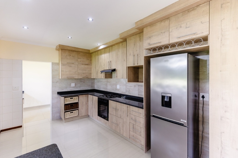 4 Bedroom Property for Sale in Oslo Beach KwaZulu-Natal