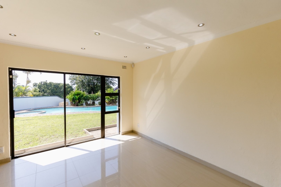 4 Bedroom Property for Sale in Oslo Beach KwaZulu-Natal