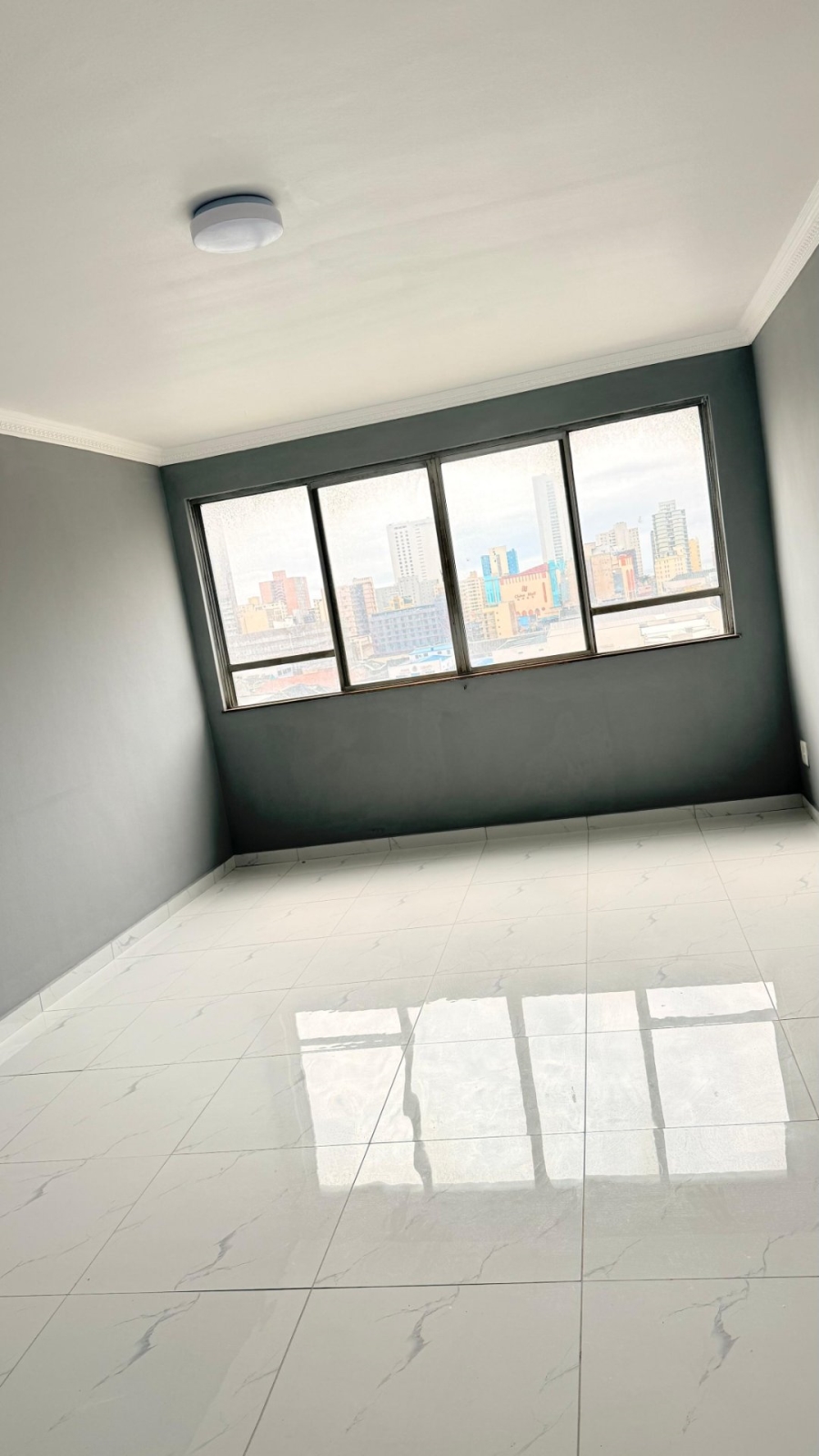 To Let 1 Bedroom Property for Rent in Durban Central KwaZulu-Natal