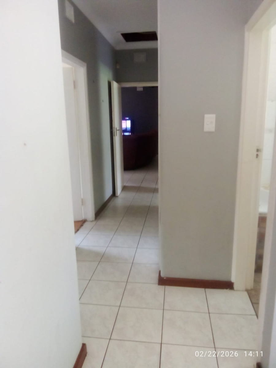 3 Bedroom Property for Sale in Athlone Park KwaZulu-Natal