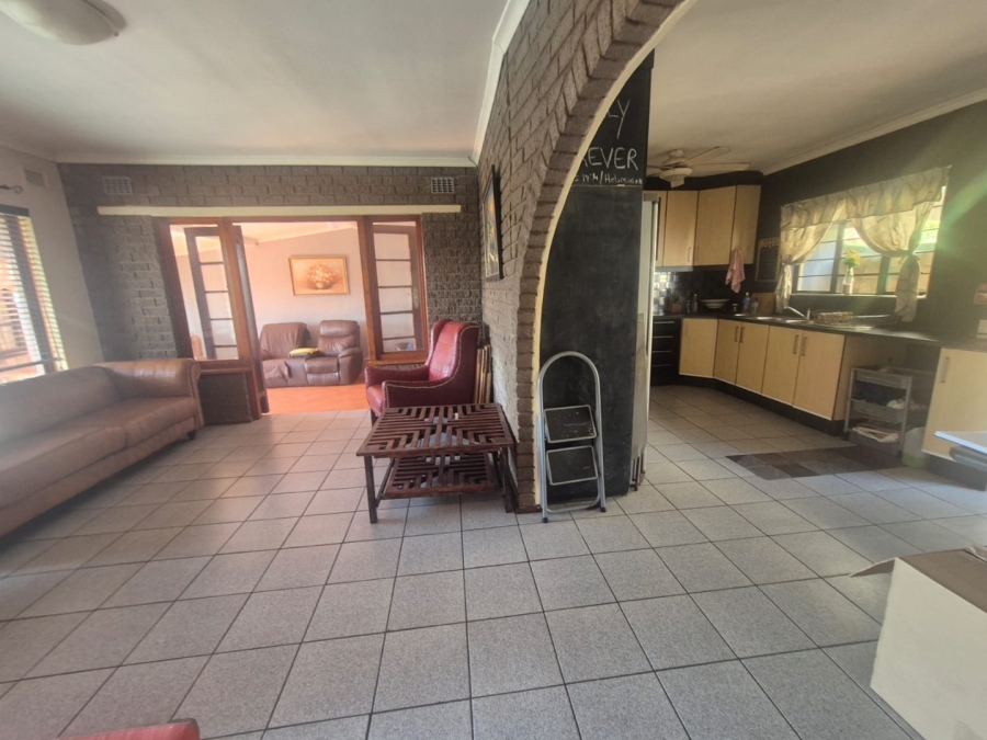 3 Bedroom Property for Sale in Ocean View KwaZulu-Natal