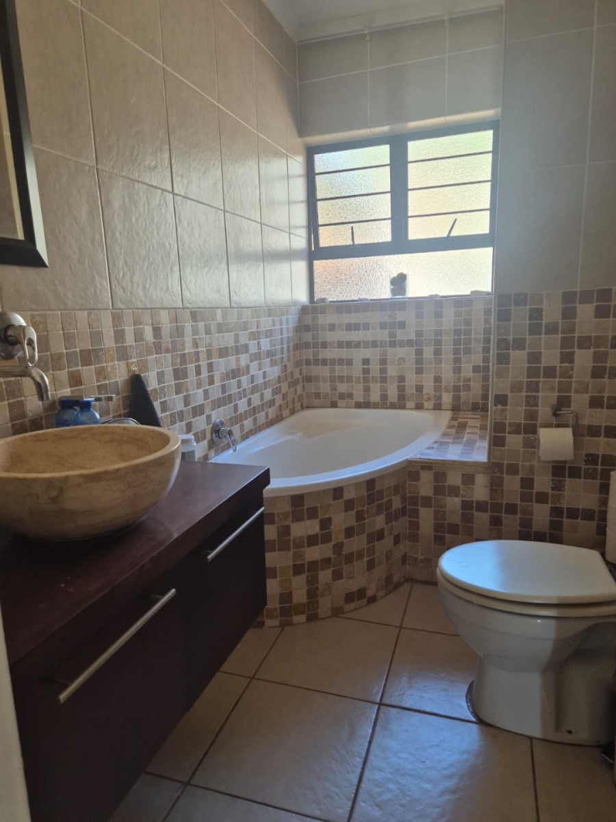 3 Bedroom Property for Sale in Ocean View KwaZulu-Natal