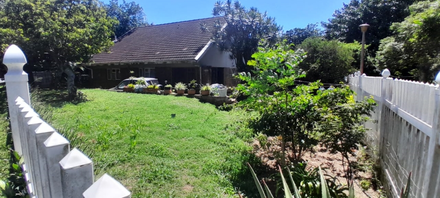3 Bedroom Property for Sale in Umtentweni KwaZulu-Natal