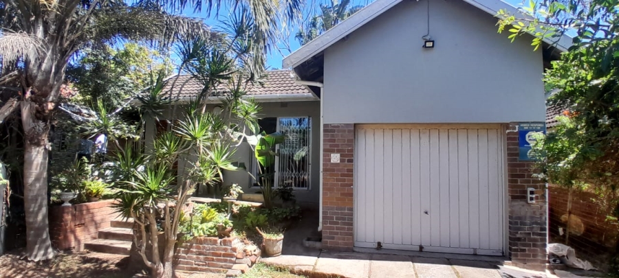 3 Bedroom Property for Sale in Umtentweni KwaZulu-Natal