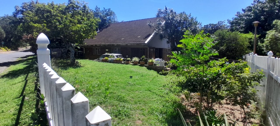 3 Bedroom Property for Sale in Umtentweni KwaZulu-Natal
