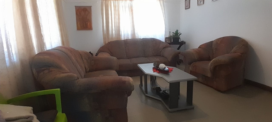 3 Bedroom Property for Sale in Umtentweni KwaZulu-Natal