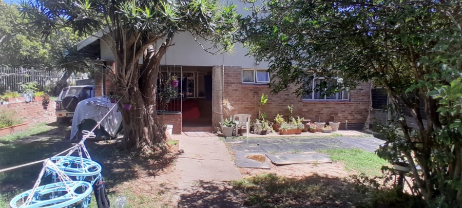 3 Bedroom Property for Sale in Umtentweni KwaZulu-Natal