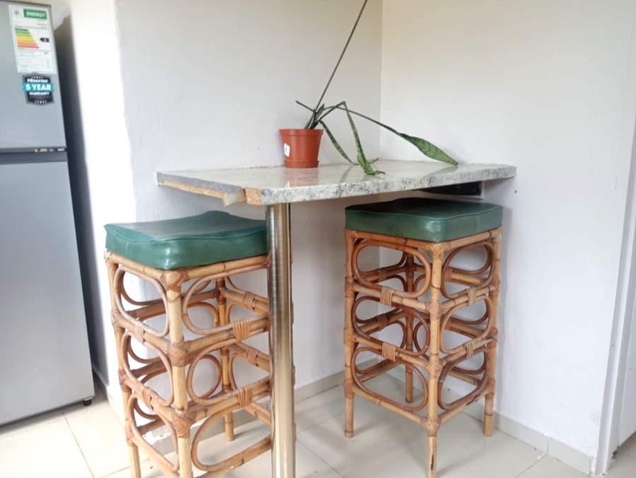 To Let 1 Bedroom Property for Rent in Berea West KwaZulu-Natal