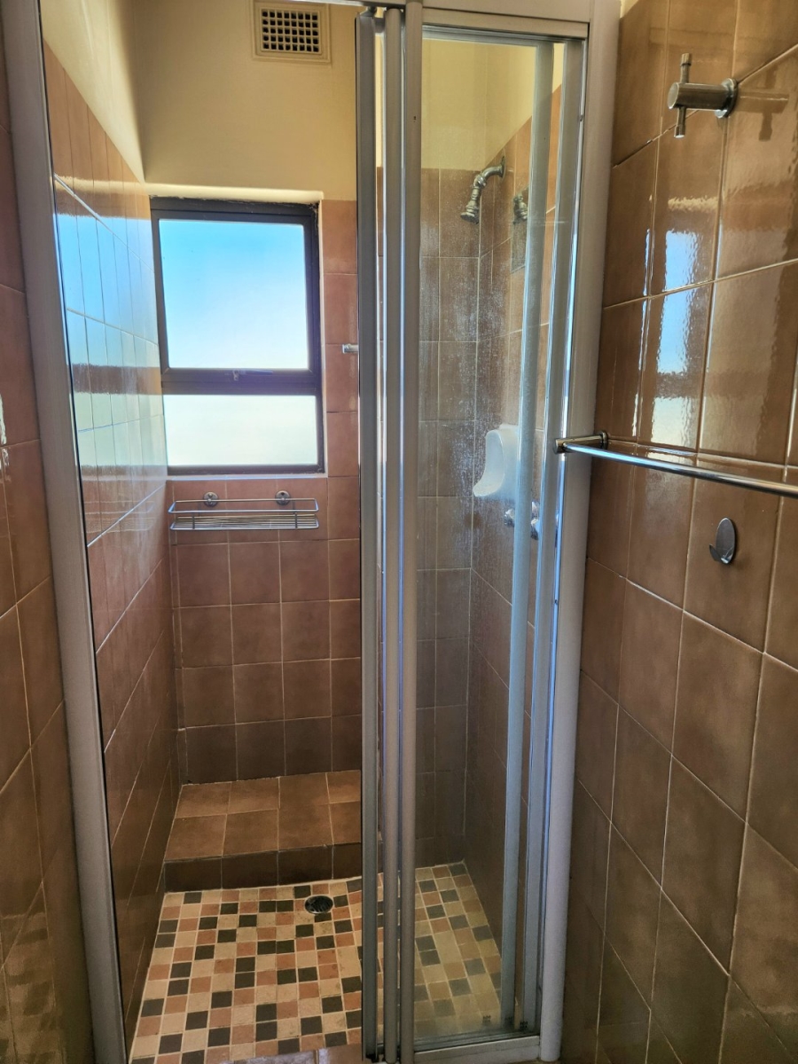 2 Bedroom Property for Sale in Amanzimtoti KwaZulu-Natal