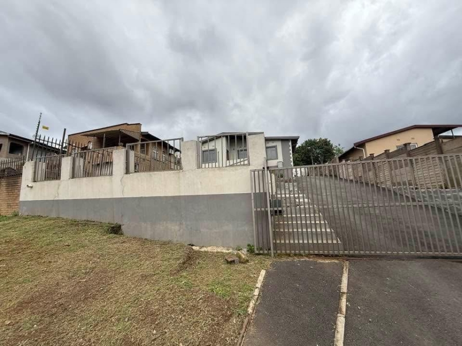 To Let 3 Bedroom Property for Rent in Newholme KwaZulu-Natal