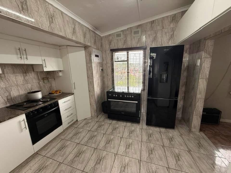 To Let 3 Bedroom Property for Rent in Newholme KwaZulu-Natal