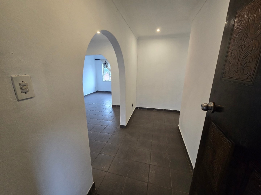 To Let  Bedroom Property for Rent in Belfort Estate KwaZulu-Natal