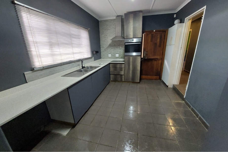 To Let  Bedroom Property for Rent in Belfort Estate KwaZulu-Natal