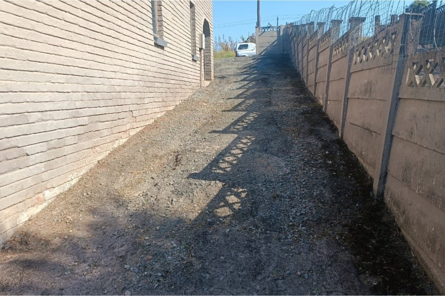 To Let  Bedroom Property for Rent in Belfort Estate KwaZulu-Natal