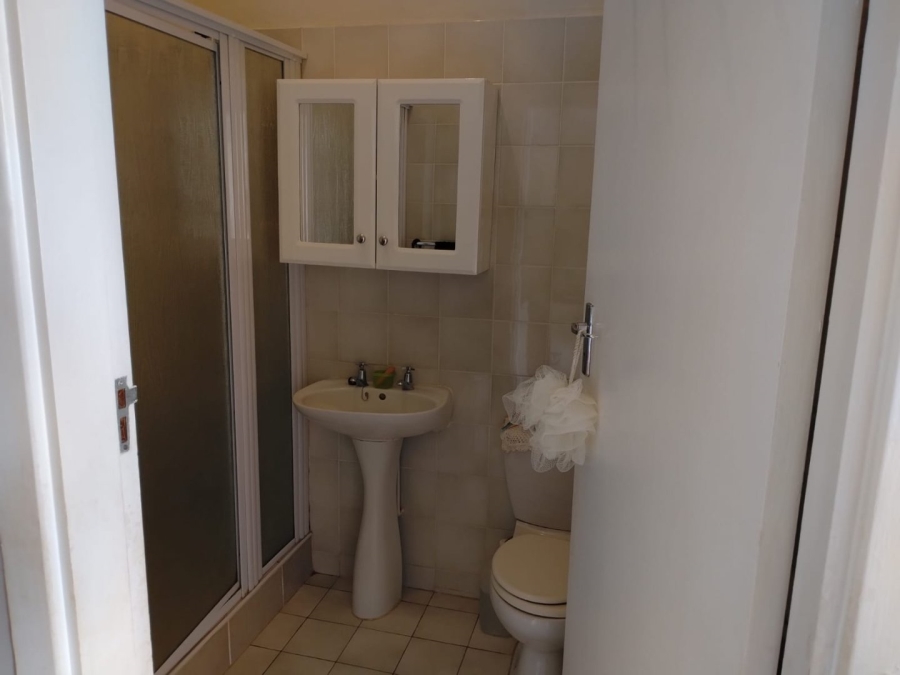 1 Bedroom Property for Sale in Scottburgh Central KwaZulu-Natal