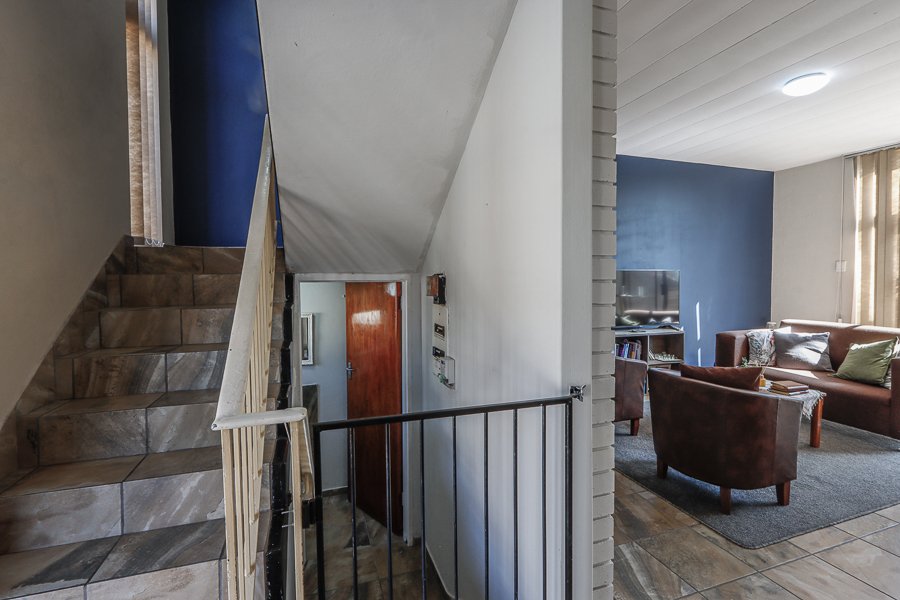 2 Bedroom Property for Sale in Huttenheights KwaZulu-Natal