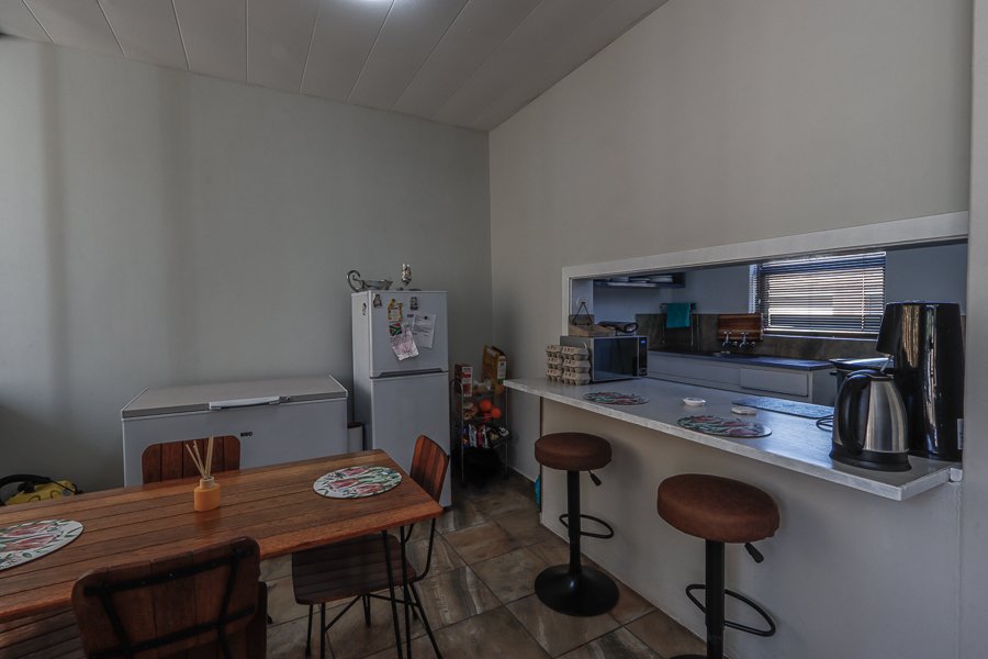 2 Bedroom Property for Sale in Huttenheights KwaZulu-Natal