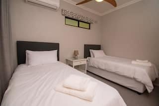 2 Bedroom Property for Sale in Umhlanga KwaZulu-Natal