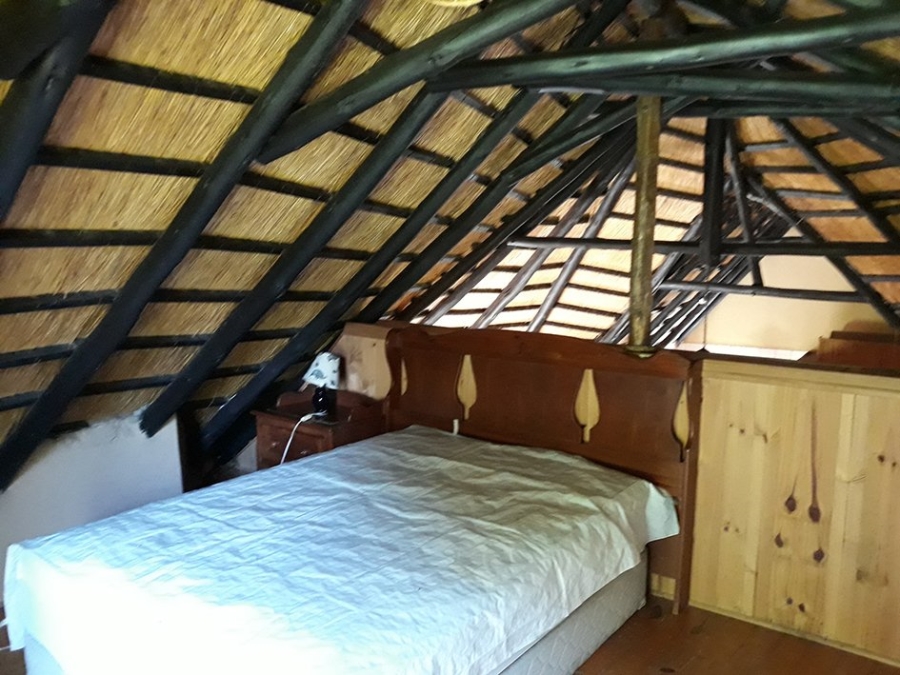 2 Bedroom Property for Sale in Umtentweni KwaZulu-Natal