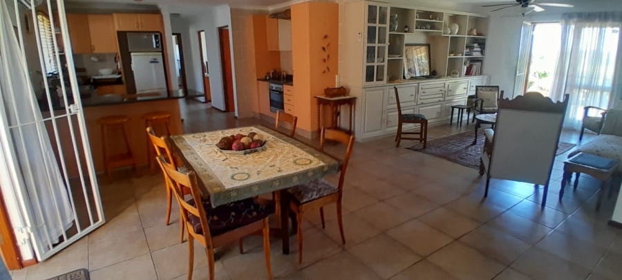 3 Bedroom Property for Sale in Umtentweni KwaZulu-Natal