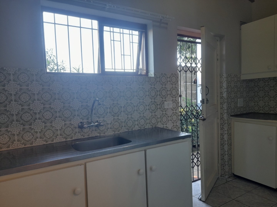 To Let 1 Bedroom Property for Rent in Farningham Ridge KwaZulu-Natal