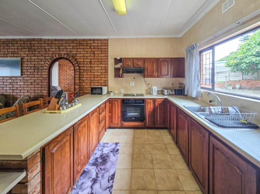 4 Bedroom Property for Sale in Pumula KwaZulu-Natal