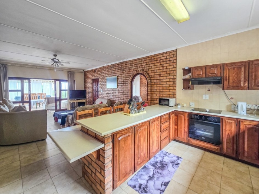 4 Bedroom Property for Sale in Pumula KwaZulu-Natal