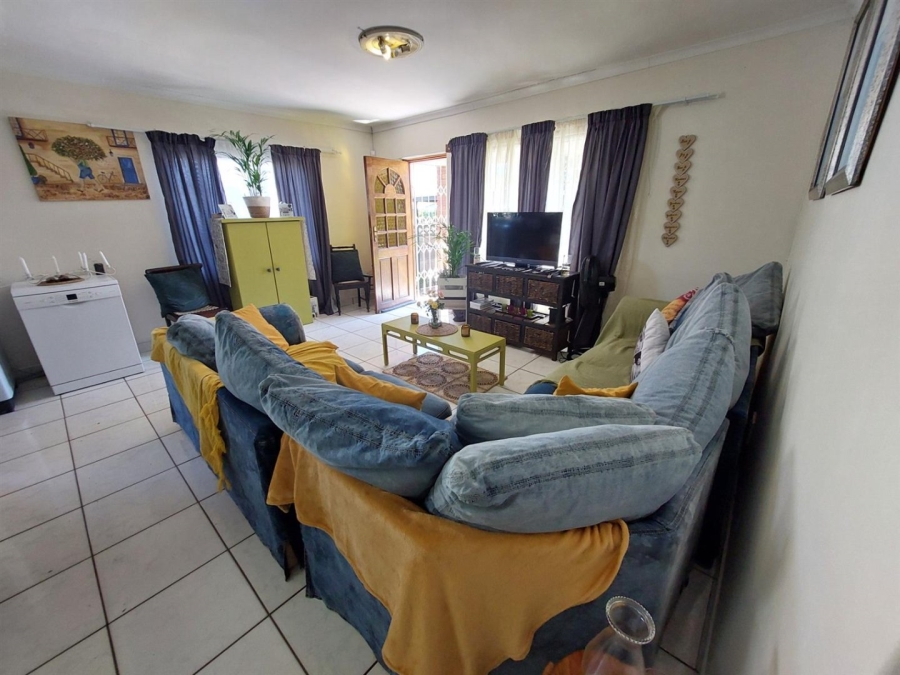To Let 3 Bedroom Property for Rent in Cleland KwaZulu-Natal