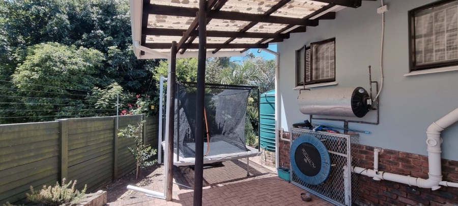 3 Bedroom Property for Sale in Uvongo KwaZulu-Natal