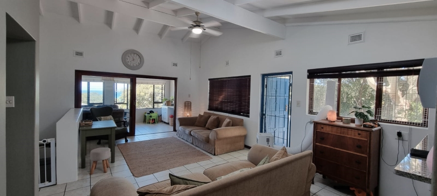 3 Bedroom Property for Sale in Uvongo KwaZulu-Natal