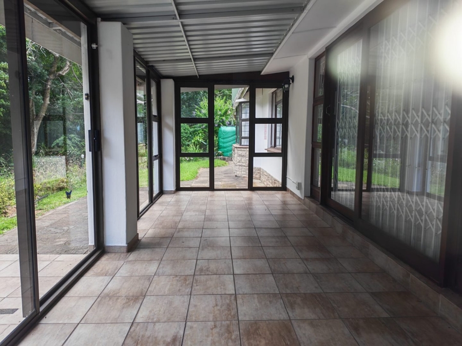 3 Bedroom Property for Sale in Umtentweni KwaZulu-Natal