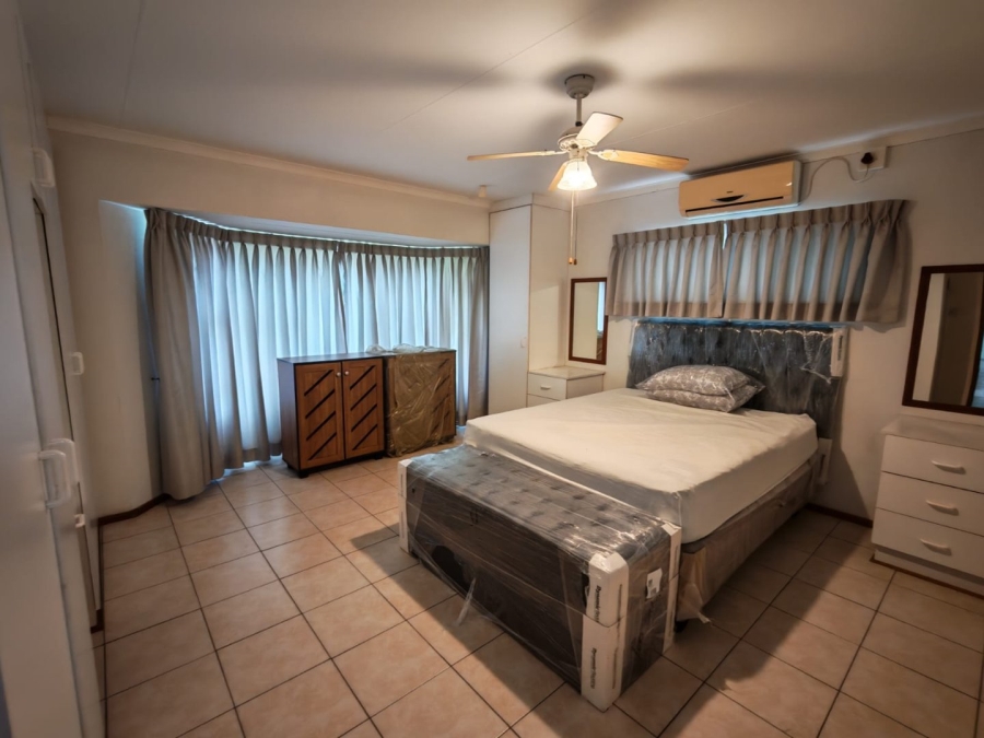 3 Bedroom Property for Sale in Umtentweni KwaZulu-Natal