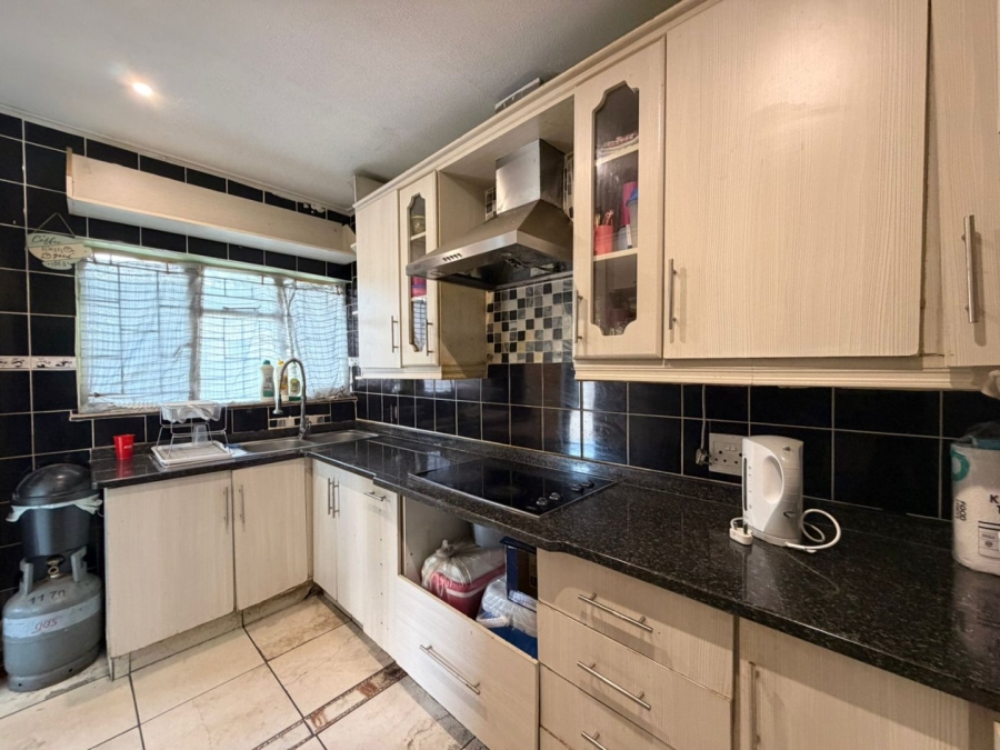 3 Bedroom Property for Sale in Arborpark KwaZulu-Natal