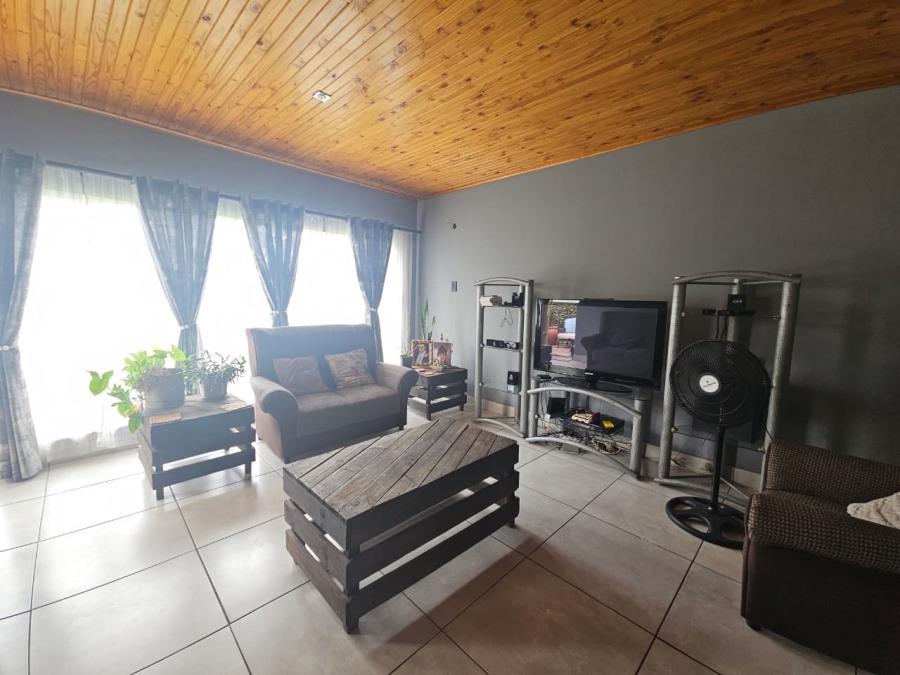 4 Bedroom Property for Sale in Barry Hertzog Park KwaZulu-Natal