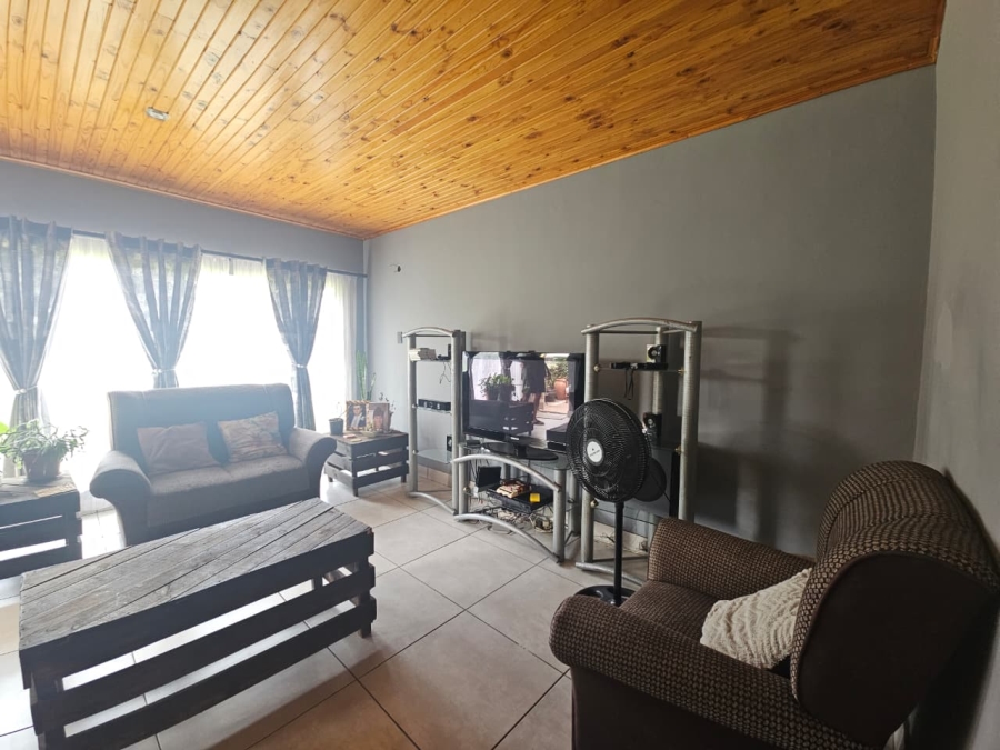 4 Bedroom Property for Sale in Barry Hertzog Park KwaZulu-Natal