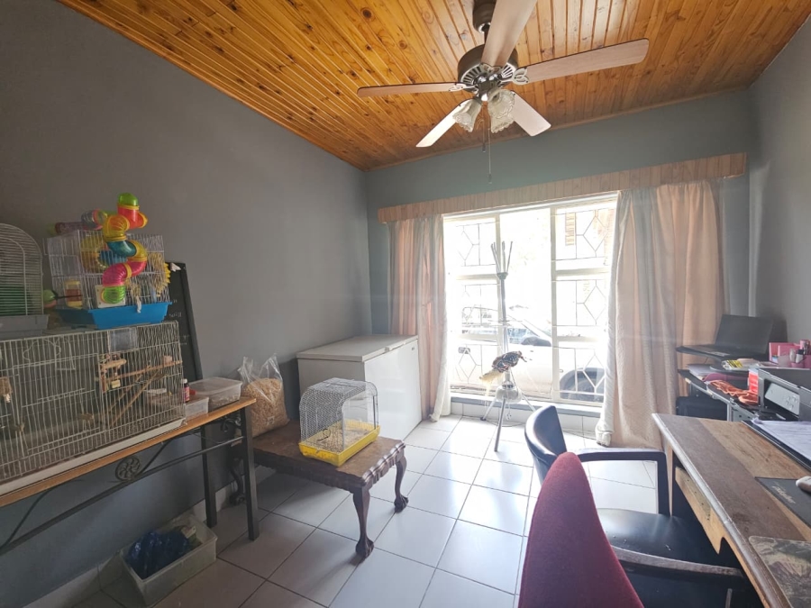 4 Bedroom Property for Sale in Barry Hertzog Park KwaZulu-Natal