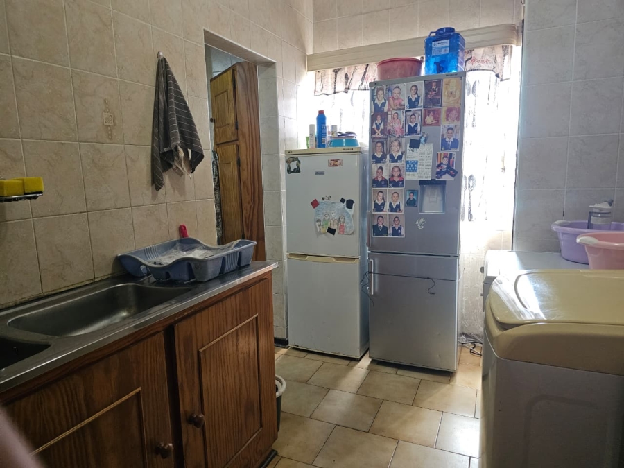 4 Bedroom Property for Sale in Barry Hertzog Park KwaZulu-Natal