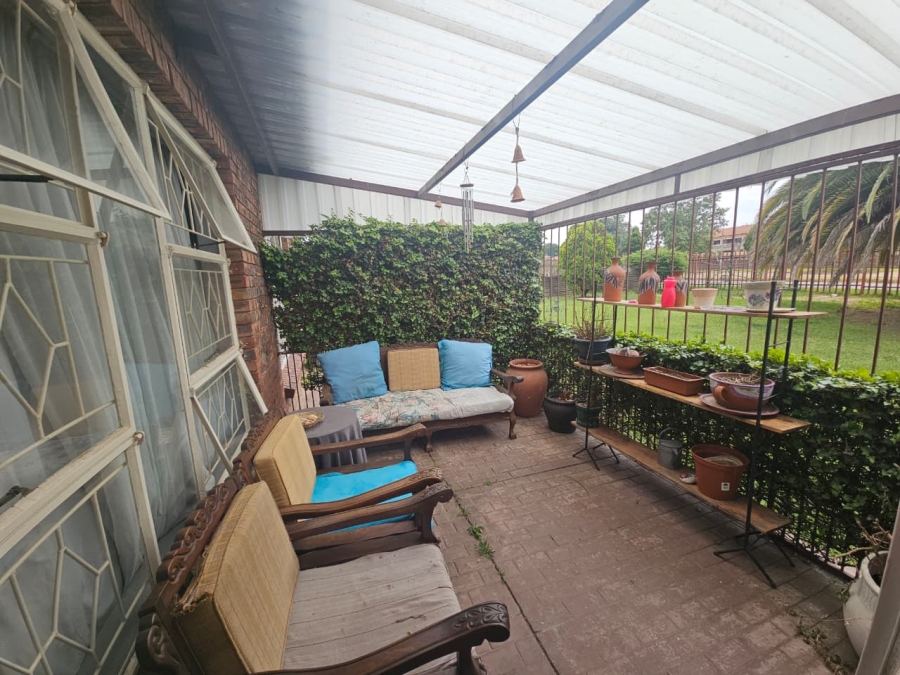 4 Bedroom Property for Sale in Barry Hertzog Park KwaZulu-Natal