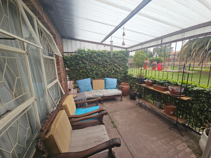 4 Bedroom Property for Sale in Barry Hertzog Park KwaZulu-Natal