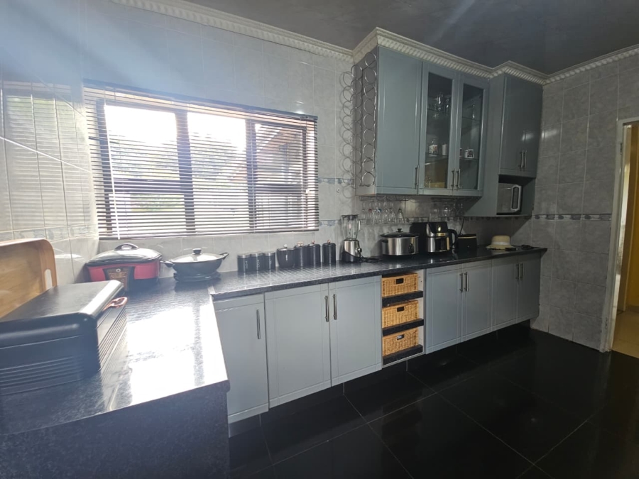 3 Bedroom Property for Sale in Signal Hill KwaZulu-Natal