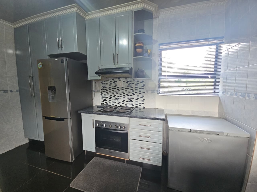 3 Bedroom Property for Sale in Signal Hill KwaZulu-Natal